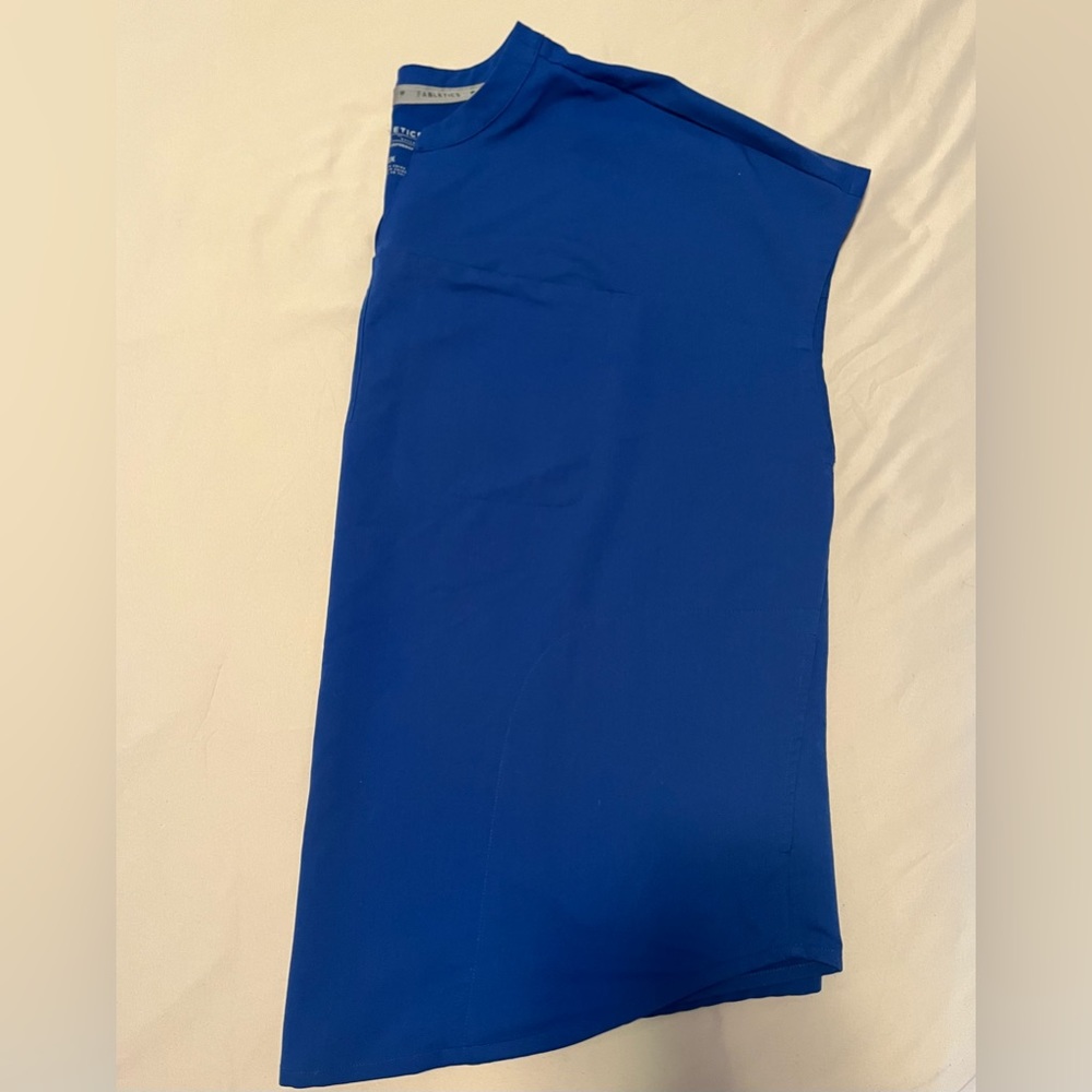 Fabletics Scrub Top - Picture 5 of 7